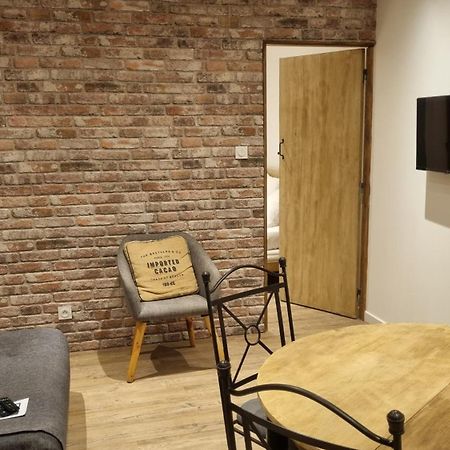 Appartement Neuf Avec Cuisine Прад Экстерьер фото